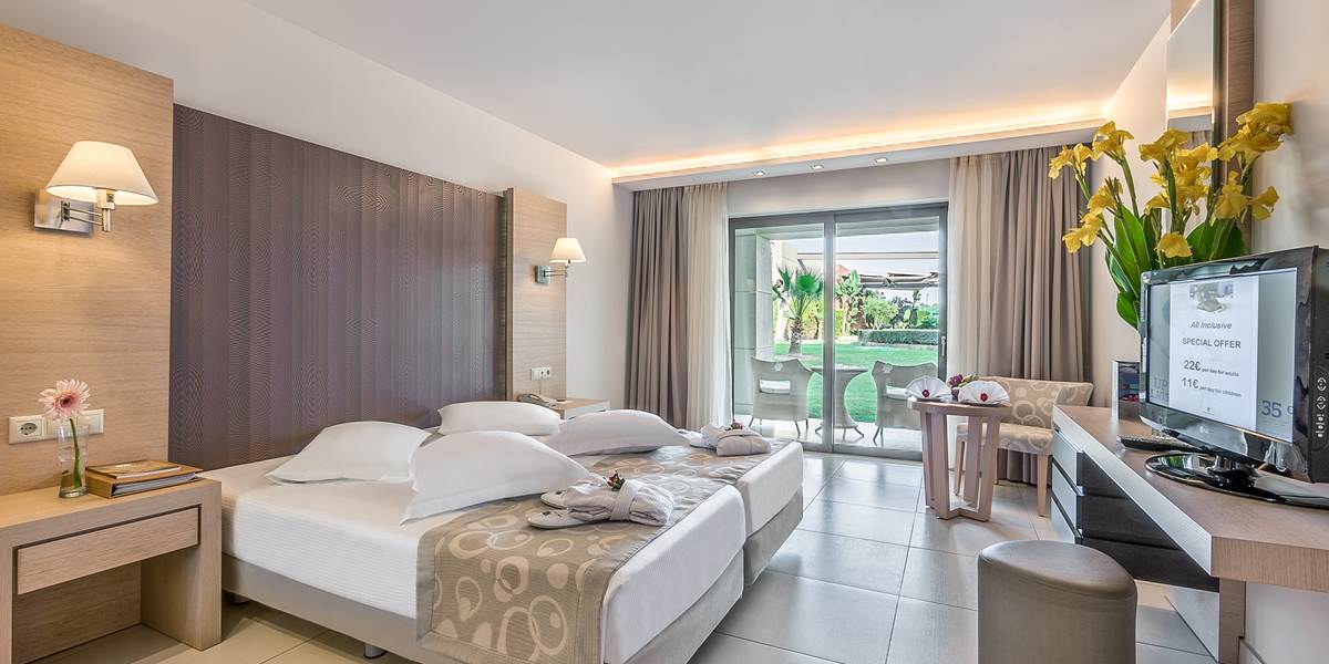 CHAMBRE DOUBLES OU DEUX LITS SIMPLES